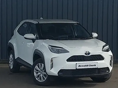 Second-hand Toyota Yaris Hybrid 116 CP (85 kW) 2023 Alb Break