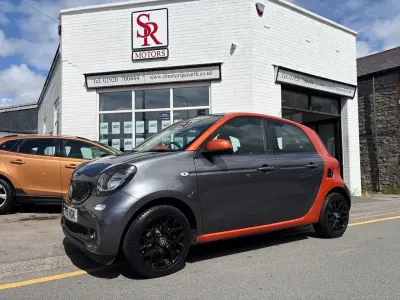Used Smart ForFour Edition #1 71 HP (52 kW) 2015 Grey Hatchback