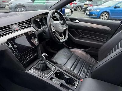 Used VW Passat R-line 150 HP (110 kW) 2022 Blue Estate