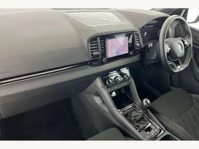 Używany Skoda Karoq SportLine 150 KM (110 kW) 2022 Szary SUV