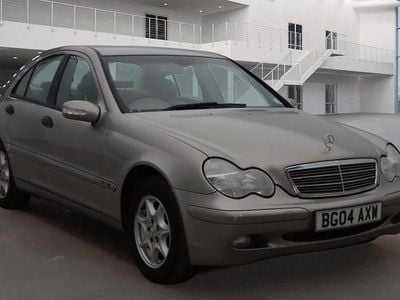 Mercedes C200