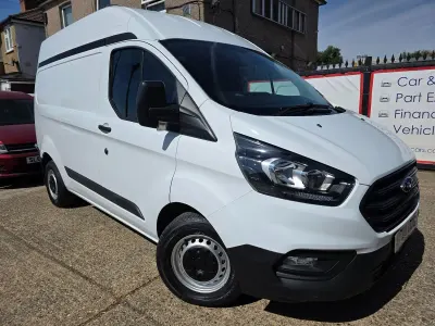 Used Ford Transit Custom 105 HP (77 kW) 2020 White Van
