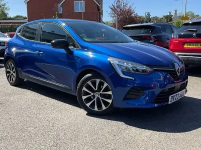 Used Renault Clio Evolution 90 HP (66 kW) 2023 Blue Hatchback