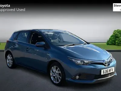Used Toyota Auris Hybrid