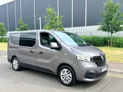 Used Renault Trafic 120 HP (88 kW) 2017 Grey MPV