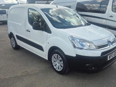 Used Citroën Berlingo 90 HP (66 kW) 2013 White MPV