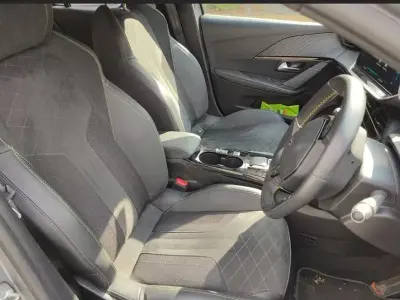 Used Peugeot e-208
