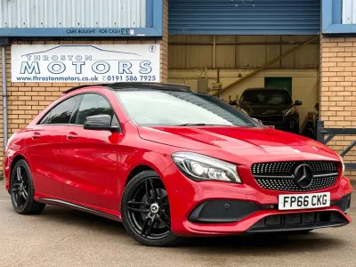 Usado Mercedes CLA220 AMG line 2016 Vermelho Sedan