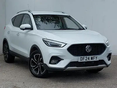Używany MG ZS Exclusive 106 KM (77 kW) 2024 Biały SUV