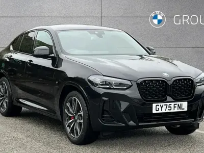 Usado BMW X4 M Sport 187 CV (137 kW) 2025 Negro SUV