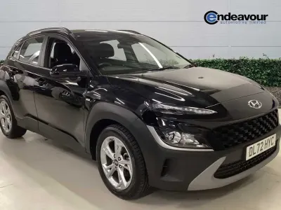 Gebraucht Hyundai Kona SE 120 PS (88 kW) 2023 Schwarz SUV