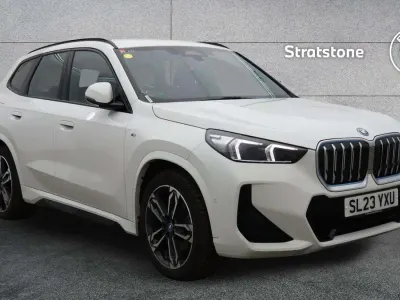 Begagnad BMW iX1 M Sport 227 kW (309 HK) 2023 Vit SUV