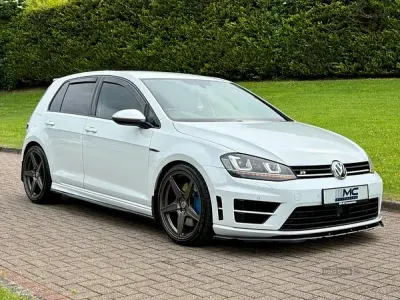 Used VW Golf VII R 2016 White Hatchback