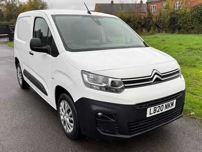 Used Citroën Berlingo 130 HP (95 kW) 2020 White MPV