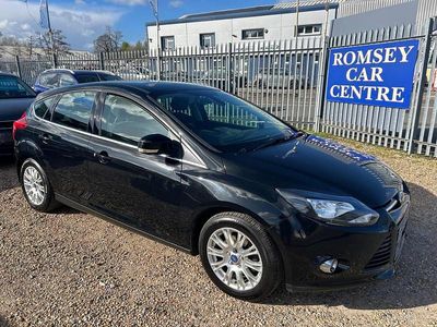 Used Ford Focus Titanium 125 HP (91 kW) 2011 Black Hatchback