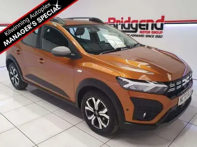 Begagnad Dacia Sandero Journey 2023 Orange Halvkombi