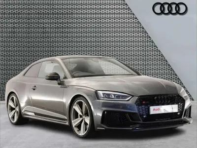 Usado Audi RS5 Sport 450 CV (330 kW) 2020 Gris Coupe