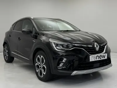 Usado Renault Captur 91 HP (66 kW) 2024 Preto SUV