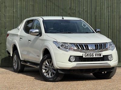 Used Mitsubishi L200 Warrior 2016 White Pickup