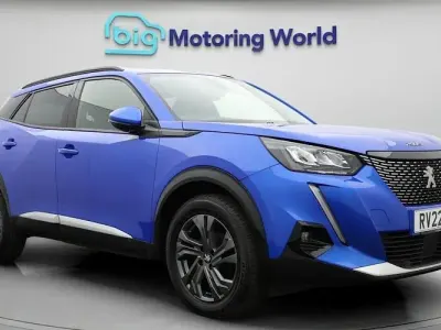 Used Peugeot 2008 Allure Premium 101 HP (74 kW) 2022 Blue SUV