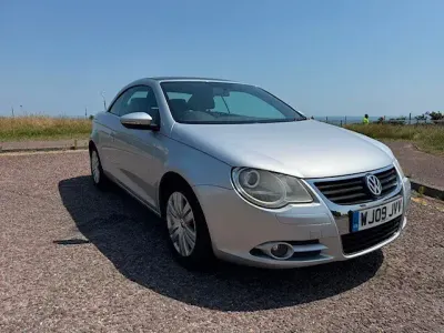 Used VW Eos 140 HP (102 kW) 2009 Silver Cabriolet