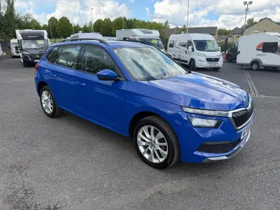 Begagnad Skoda Kamiq SE 115 HK (84 kW) 2020 Blå SUV