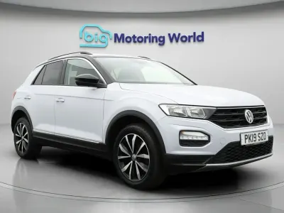 Used VW T-Roc Design 116 HP (85 kW) 2019 Silver SUV