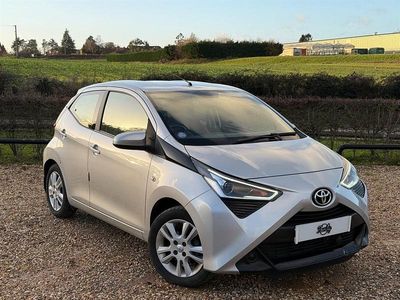 Silver Used 2019 Toyota Aygo X-play Hatchback | £8,787 (Fair price)