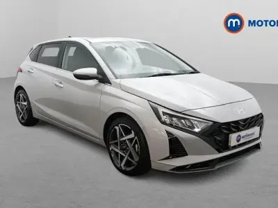 Używany Hyundai i20 Ultimate 101 KM (74 kW) 2025 Szary Hatchback