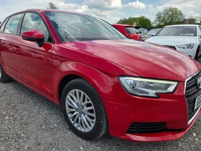 Usado Audi A3 110 HP (80 kW) 2016 Vermelho Citadino