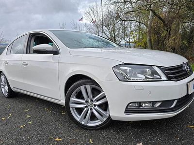 White Used 2014 VW Passat Executive Sedan | £7,699 (Fair price)
