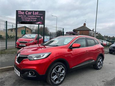 Red Used 2016 Renault Kadjar Dynamique SUV | £5,995 (A bit pricey)