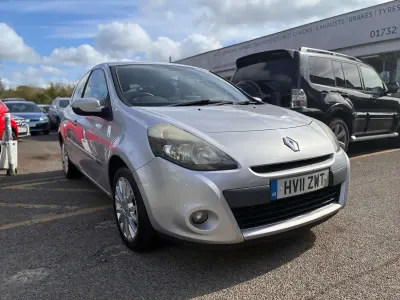 Usado Renault Clio II Dynamique 2011 Prateado Citadino