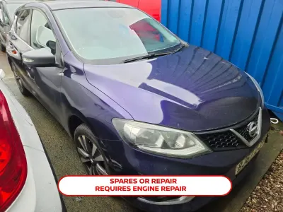 Used Nissan Pulsar N-Connecta 115 HP (84 kW) 2017 Blue Hatchback