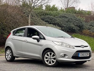 Used Ford Fiesta Zetec 96 HP (70 kW) 2010 Silver Hatchback
