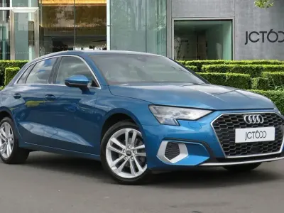 Used Audi A3 Sport 147 HP (108 kW) 2023 Blue Sedan