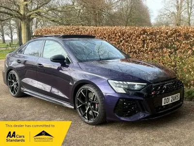 Begagnad Audi RS3 Sport 400 HK (294 kW) 2023 Lila Sedan