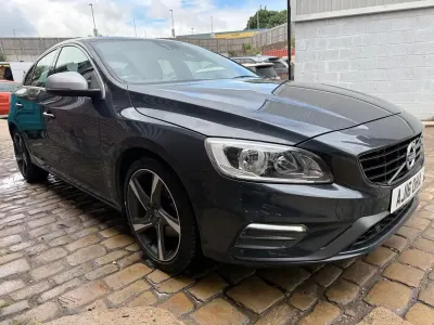 Used Volvo S60 R-Design 150 HP (110 kW) 2015 Grey Sedan