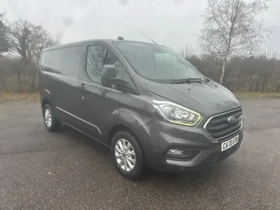 Usado Ford Transit Custom Limited 130 CV (95 kW) 2021 Gris Van