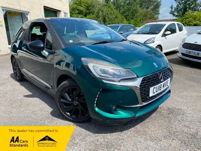 Used DS Automobiles DS3 Prestige 2018 Sapphire green pearl Hatchback