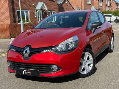 Used Renault Clio IV Play 2016 Red Hatchback