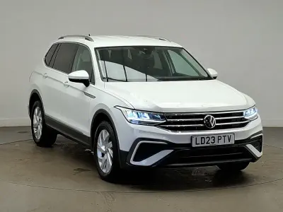 Usado VW Tiguan Allspace Life 150 HP (110 kW) 2023 Branco SUV