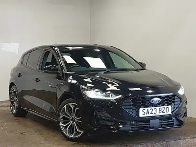 Używany Ford Focus ST-Line X 155 KM (114 kW) 2023 Czarny Hatchback
