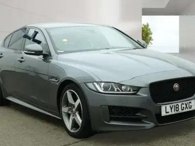 Used Jaguar XE Ingenium 200 HP (147 kW) 2019 Sedan
