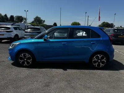 Used MG MG3 Excite 105 HP (77 kW) 2024 Blue Hatchback