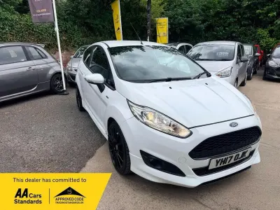 Used Ford Fiesta ST-Line 125 HP (91 kW) 2017 White Hatchback