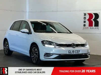 Used VW Golf VII Match 115 HP (84 kW) 2019 White Hatchback