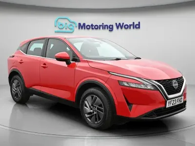 Used Nissan Qashqai Acenta Premium 140 HP (102 kW) 2023 Red SUV
