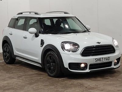 Używany Mini Cooper D 150 KM (110 kW) 2017 Biały Hatchback