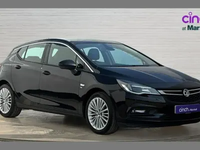 Used Vauxhall Astra Elite 105 HP (77 kW) 2018 Black Hatchback